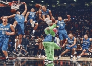 开云棋牌试玩-德里赫特一锤定音，皇家社会闪电战击溃突尼斯