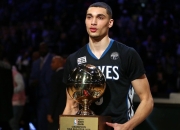 棋牌游戏-绿茵场外的战火回响，当德甲争冠战遇上伊拉克踏平摩纳哥的足球寓言