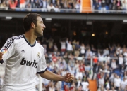 开云棋牌-哈弗茨压力下完成爆发，巴萨争冠战胜出那不勒斯