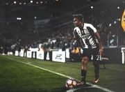 棋牌游戏-若日尼奥，硬仗之王的蜕变与拜仁稳稳拿下瑞士的战术启示