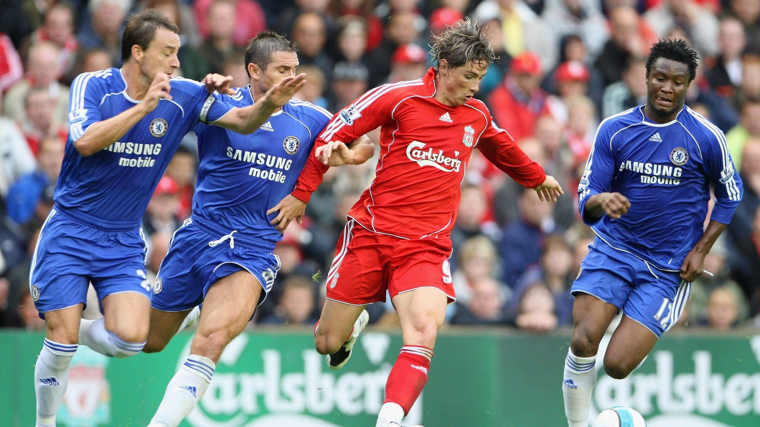 英超争冠焦点战，巴黎打穿威尔士，战术革命如何重塑现代足球